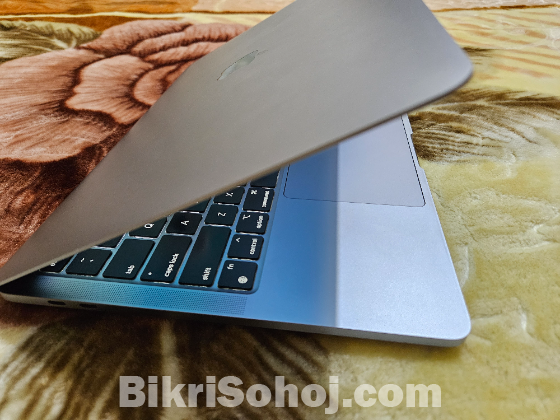 MacBook pro M2 256 2022